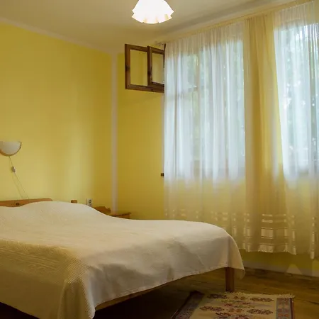 Bobi House 3* كوبريفشتيتسا