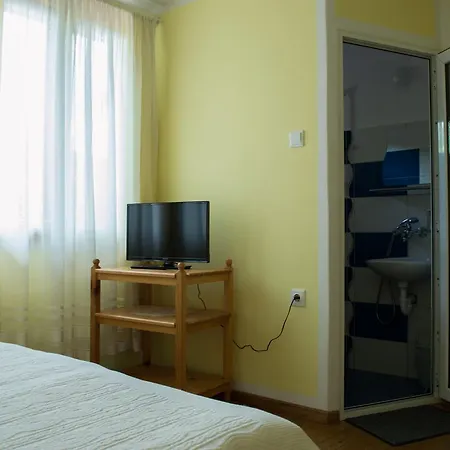 Bobi House 3* كوبريفشتيتسا