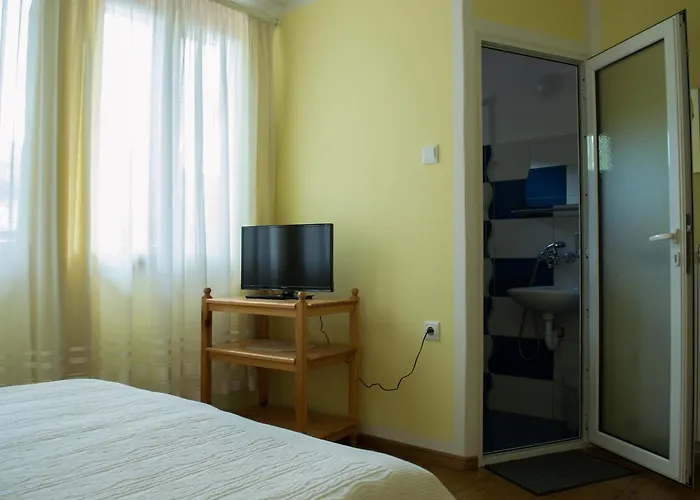 Bobi 3* Kopriwsztica